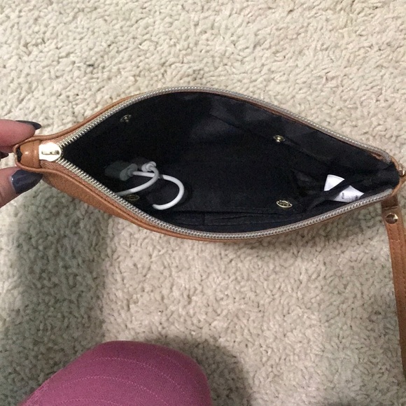 Clutch with charger attacked - Picture 2 of 2